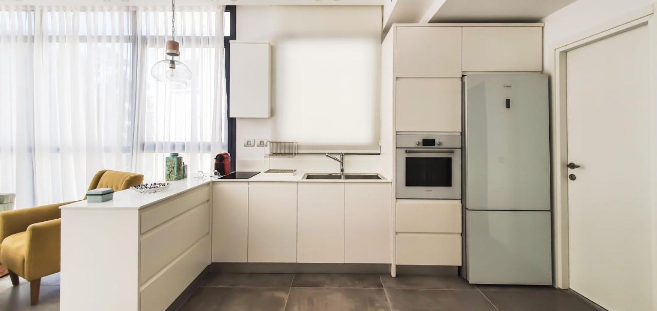 Bnbisrael Apartments - Rupin Ruby Tel Aviv Buitenkant foto