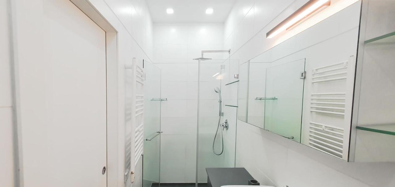 Bnbisrael Apartments - Rupin Ruby Tel Aviv Buitenkant foto